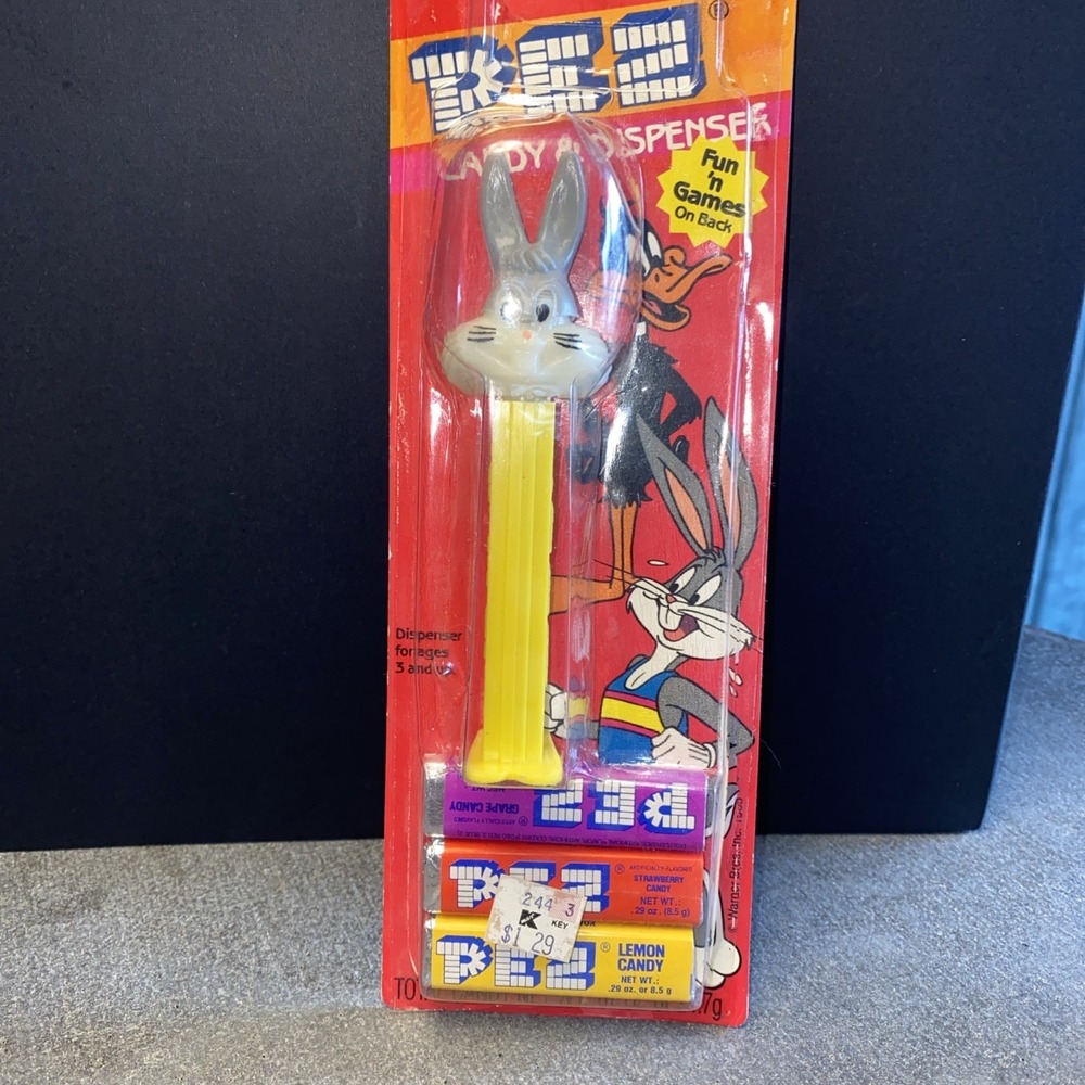 Vintage Bugs Bunny 1985 Pez Dispenser NEW Looney Tunes (A)